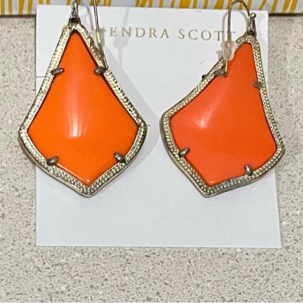 Kendra Scott Alexandra Earrings.